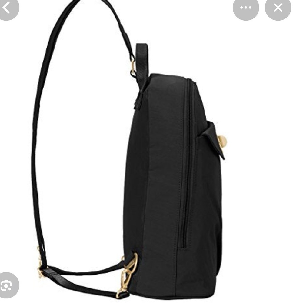 Bagallini Dallas Convertible Multifunction Backpack - Picture 13 of 15